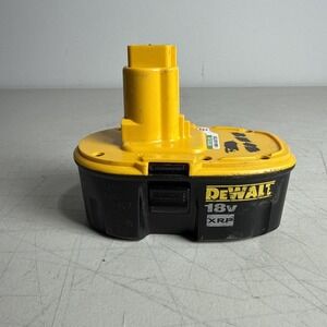 DeWALT 18v XRP Battery DC9096 Tested & Working